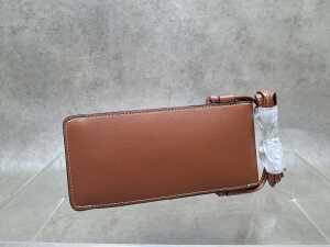 Designer-style brown leather phone/ sunglasses pouch - 4