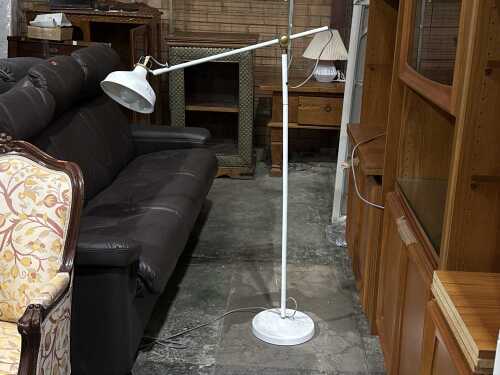 Modern swing arm floor lamp