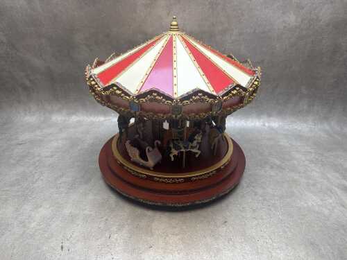 Mr. Christmas 'Marquee Deluxe Carousel'