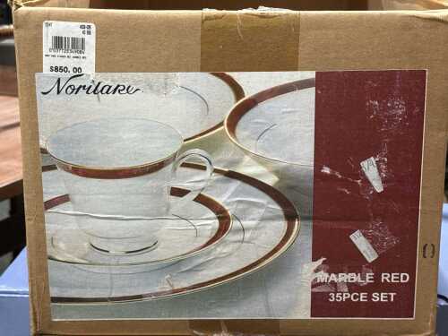 Noritake 35pc Maple Red