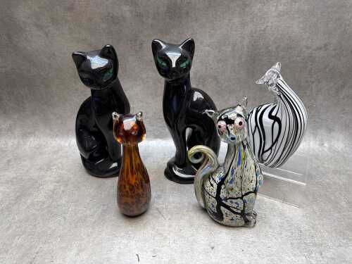 Five animal figures, hand blown and ceramic
