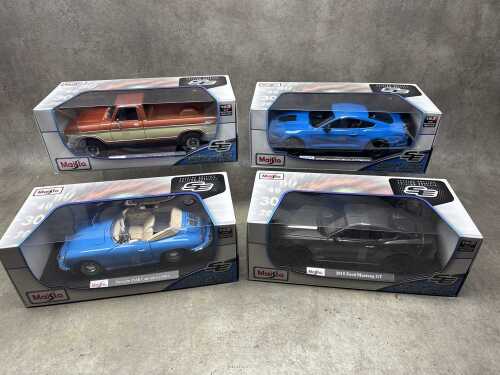 Four Maisto special edition 1:18 scale die-cast model cars