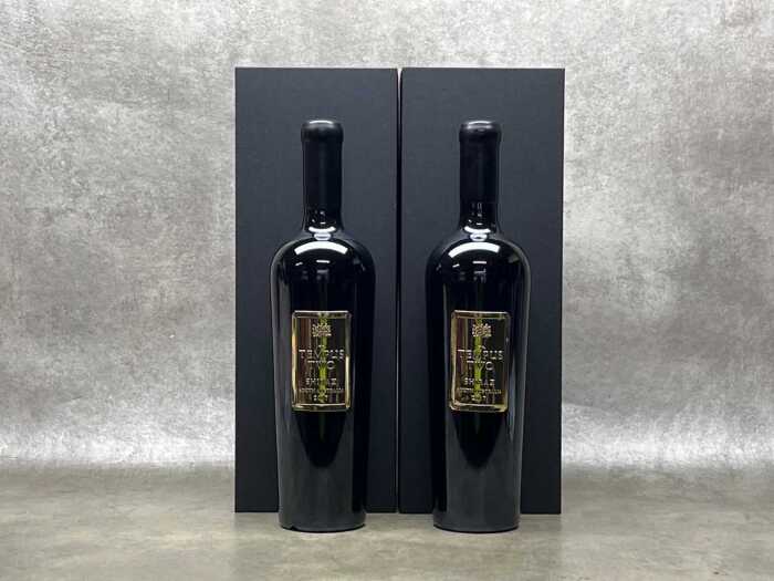 Two Tempus Two 2017 Shiraz Wine, Gold Series