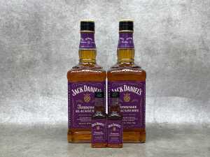 Jack Daniel's Tennessee Blackberry, whiskey liqueur, four bottles