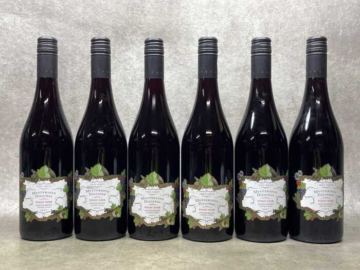 Mysterious Diggings Bannockburn Pinot Noir, six bottles