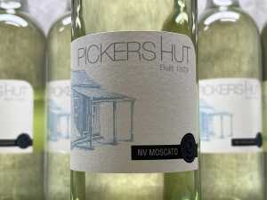 Pickers Hut NV Moscato, six bottles - 2