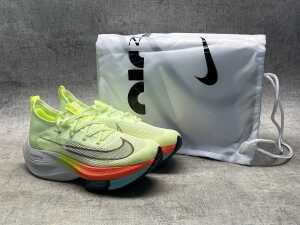 Nike Air Zoom Alphafly Next% size US 8 Men's