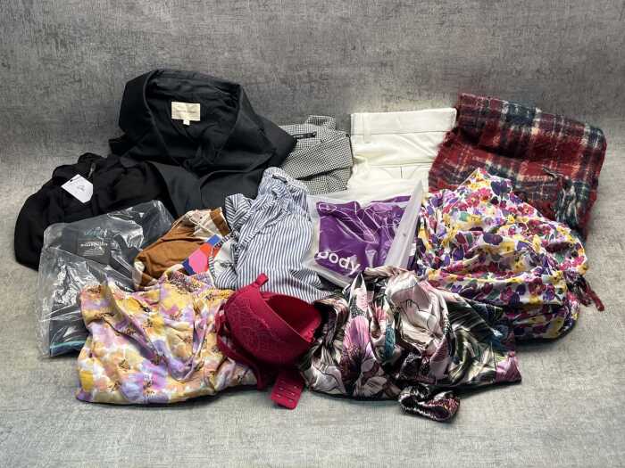 Group of Women's clothing size S