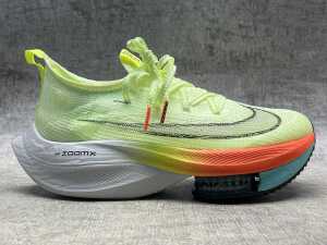 Nike Air Zoom Alphafly Next% size US 6.5 Women's - 2