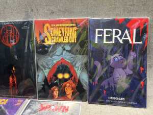 Group of graphic books - 3