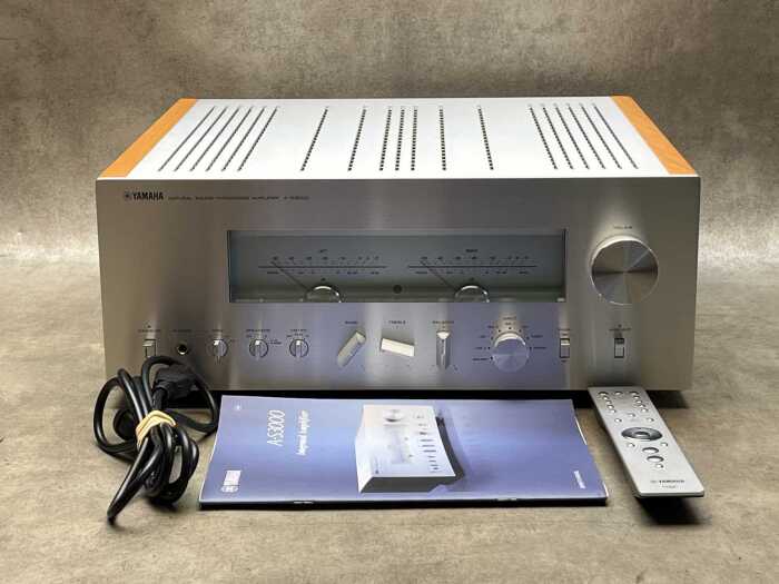 Yamaha integrated amplifier