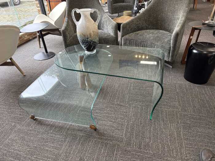 Two-tier curved glass coffee table
