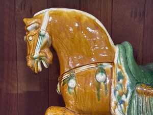 Tang-style ceramic horse figure - 2