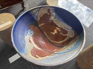 Studio pottery centerpiece bowl in brown and blue tones - 2