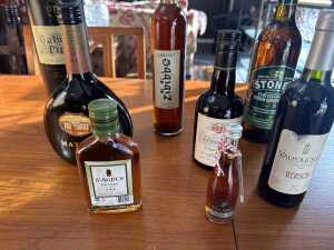 Mixed alcohol, eight bottles - 2