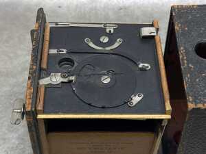 Two antique Kodak No.2 Bulls-Eye box cameras - 5