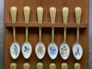 Set of 12 gold plated and enamel spoons with bird designs - 2