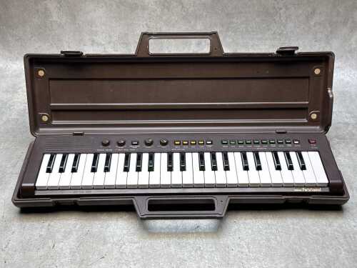 Yamaha Portasound portable keyboard