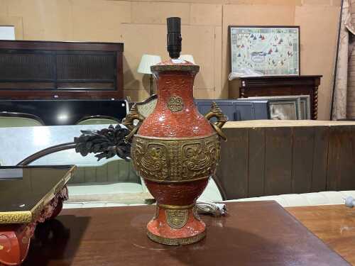 Mid-century Italian pottery lamp