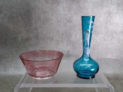 Two antique Mary Gregory glass pieces