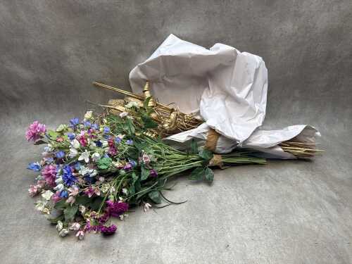 Artificial long-stemmed flowers