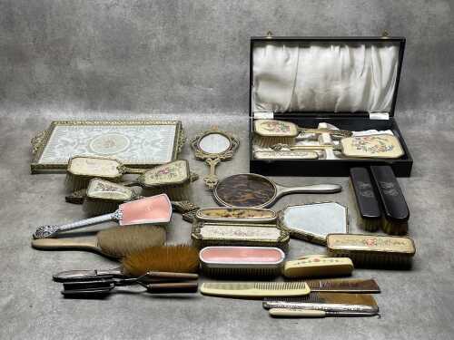 Vintage dressing table sets and toiletry items