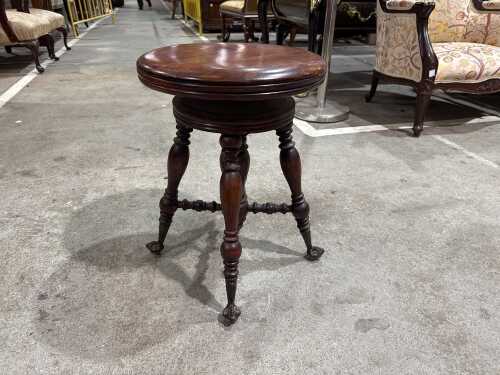 Adjustable piano stool