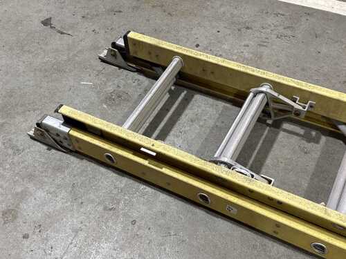 fiberglass extension ladder