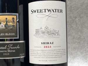 Mixed Shiraz, six bottles - 3