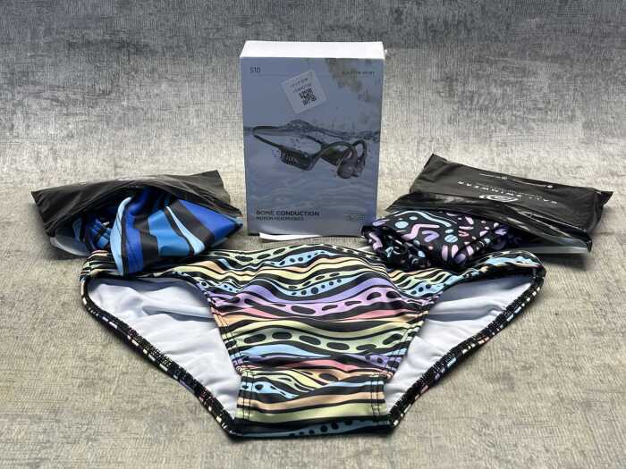 Bone Conduction headphones & 3 pairs Gali Swimwear briefs