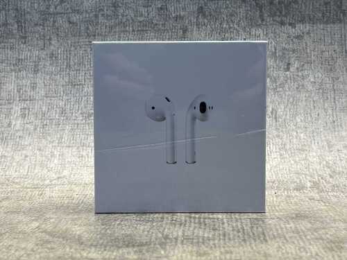 Apple AirPods