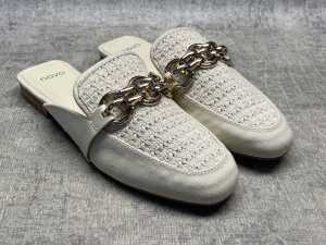 Novo Carta slip-ons size US 7 Women's - 3