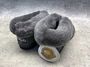 Australian Ugg Boots size US 9 Women's - 4