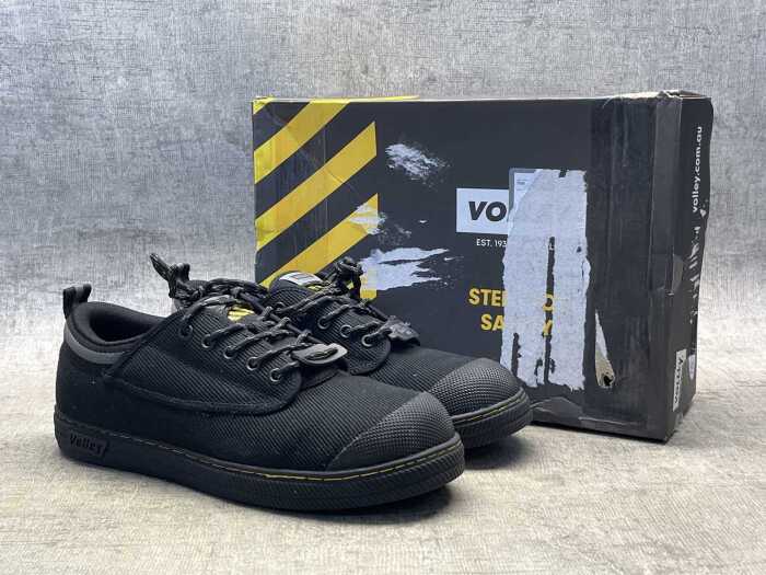 Volley Safety Canvas size US 11 Men's