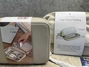Group of accessories - 2