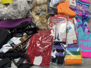 Group of Women's accessories - 4