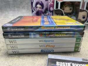 Group of mostly video games - 4