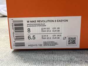Nike Revolution 8 Easy On size US 8 Women's - 5