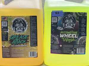 Group of car washing products - 2