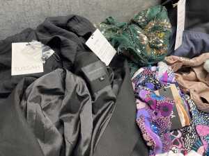 Group of Women's clothing size XL - 2