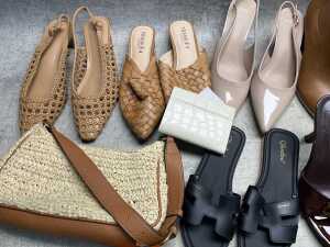 Group of Women's accessories - 2