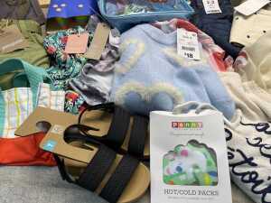 Group of girls clothing size 2-4 - 4