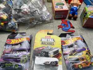 Group of toys - 4