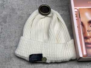 Group of Women's accessories - 2