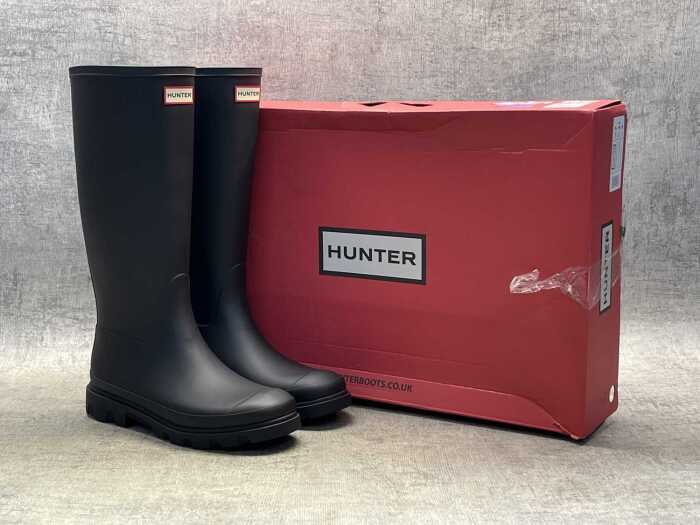 Hunter Unisex Downpour Tall Boots size US 8