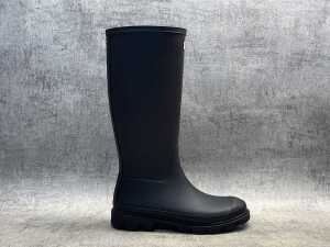Hunter Unisex Downpour Tall Boots size US 8 - 2