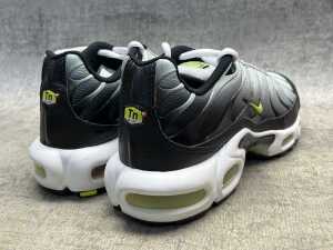 Nike Air Max Plus size US 8.5 Men's - 4