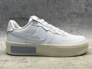 Nike Air Force 1 Fontanka size US 9 Women's - 2