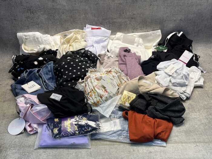 Group of Women's clothing size XS