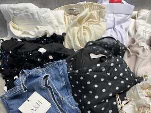 Group of Women's clothing size XS - 2
